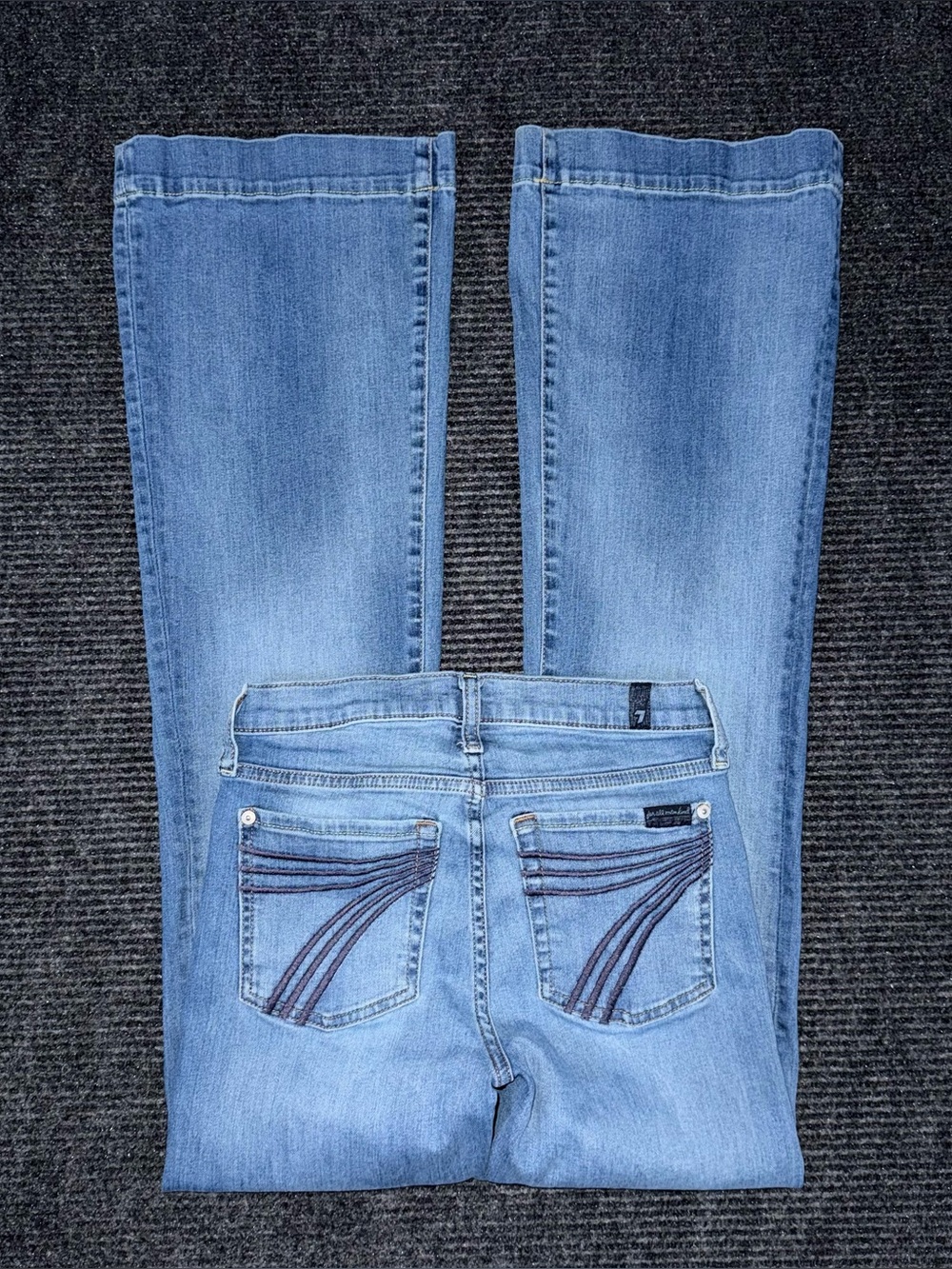 7 For All Mankind Dojo Wide Leg Trouser Jeans 26 x 33 Distressed Authentic Light